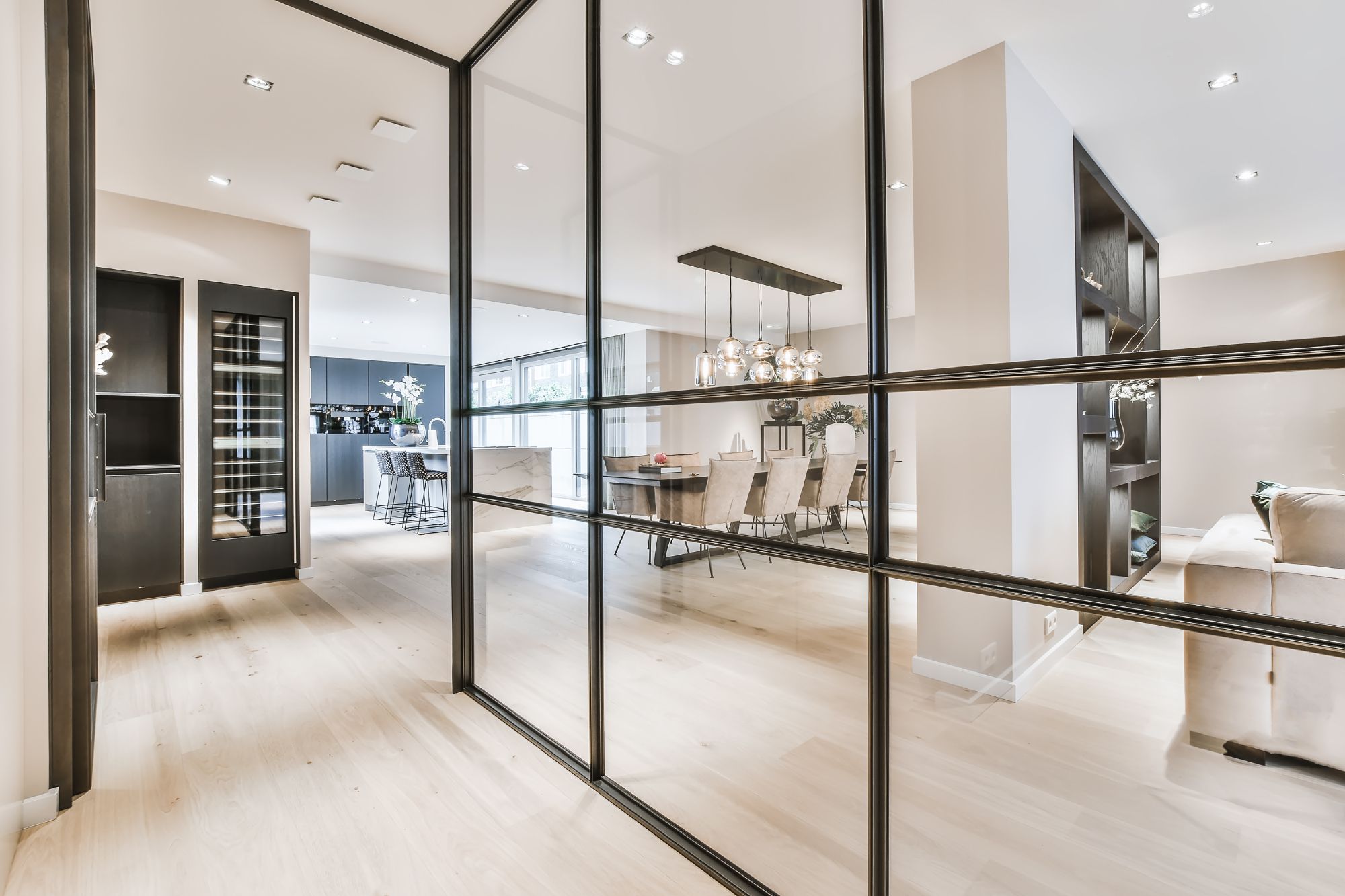 Servicio de Limpieza. ESNIPE INMOBILIARIA en Archena